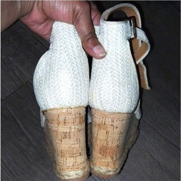 Platform open toe wedge heels sz 9 - Picture 6 of 9